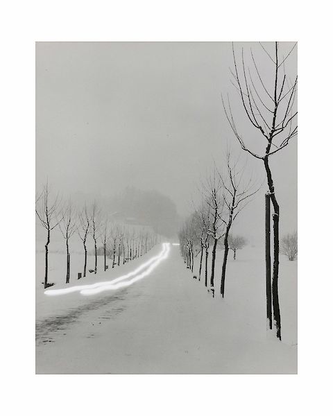 Abendliche Strasse, 1956, Vintage ferrotyped gelatin silver print on Leonar paper, 30,6 x 24,1 cm